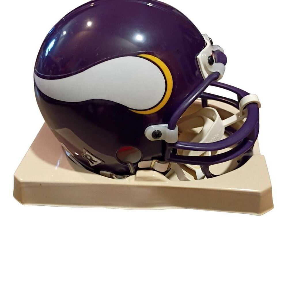 Riddell Minnesota Vikings 3 5/8 Mini Helmet